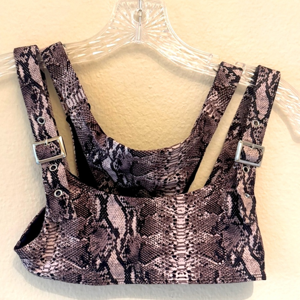 Frankies Bikinis Snakeskin print Stormy Bikini Set
NEW size Small